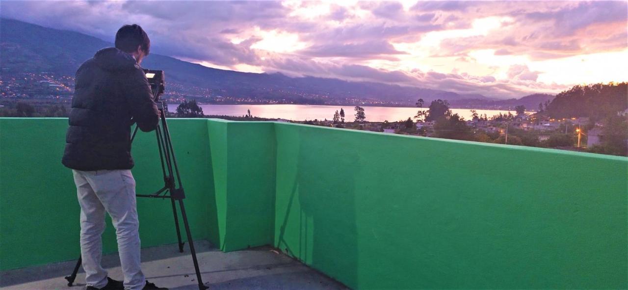 Green House Araque Inn Отавало Экстерьер фото